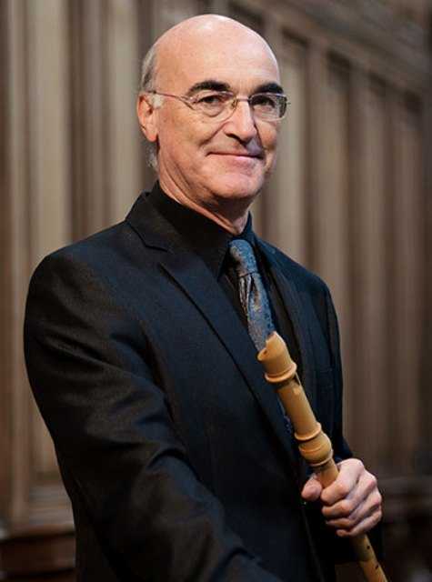 Jean-Marc Andrieu, flûte à bec et direction (c) Jean-Jacques Ader